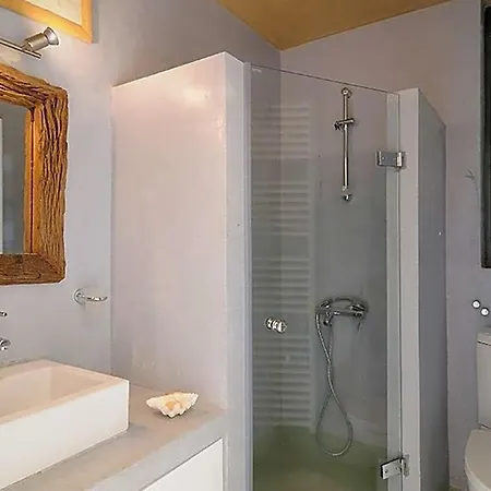 Sleeps 6 Pool Air Con Wifi Вилла Миния