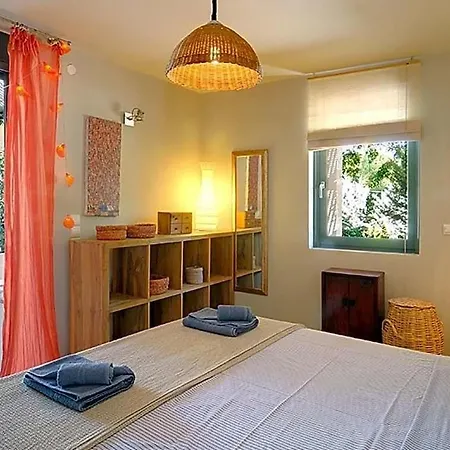 Sleeps 6 Pool Air Con Wifi Вилла *