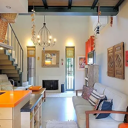 Sleeps 6 Pool Air Con Wifi Вилла Миния